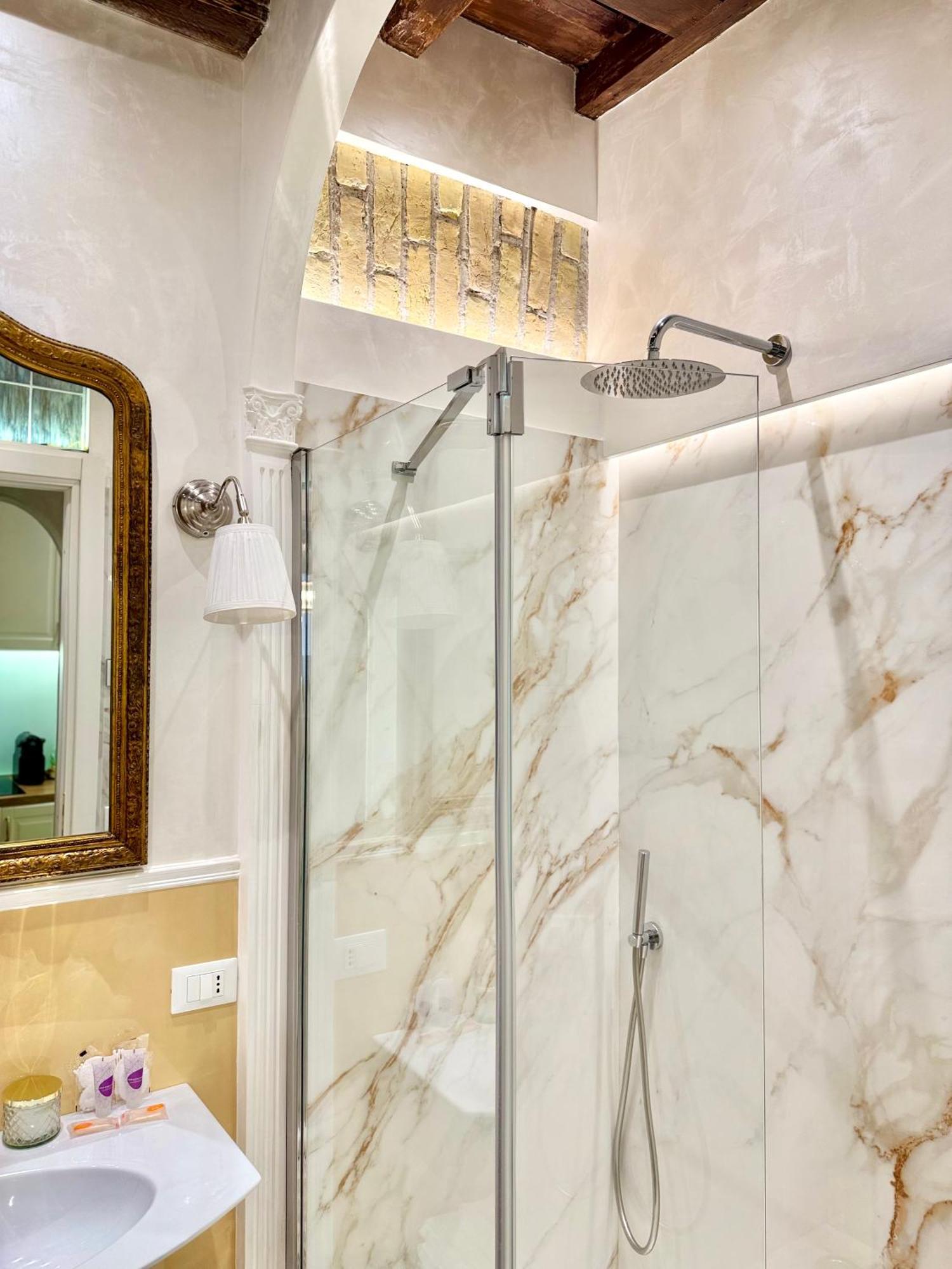 Frattina Elegance Suite Rome Bagian luar foto